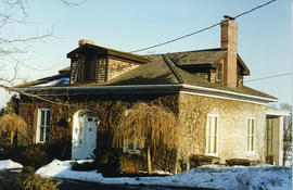 Zwick cottage on Dundas Street West