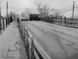 CN overhead bridge, looking south on North Front Street